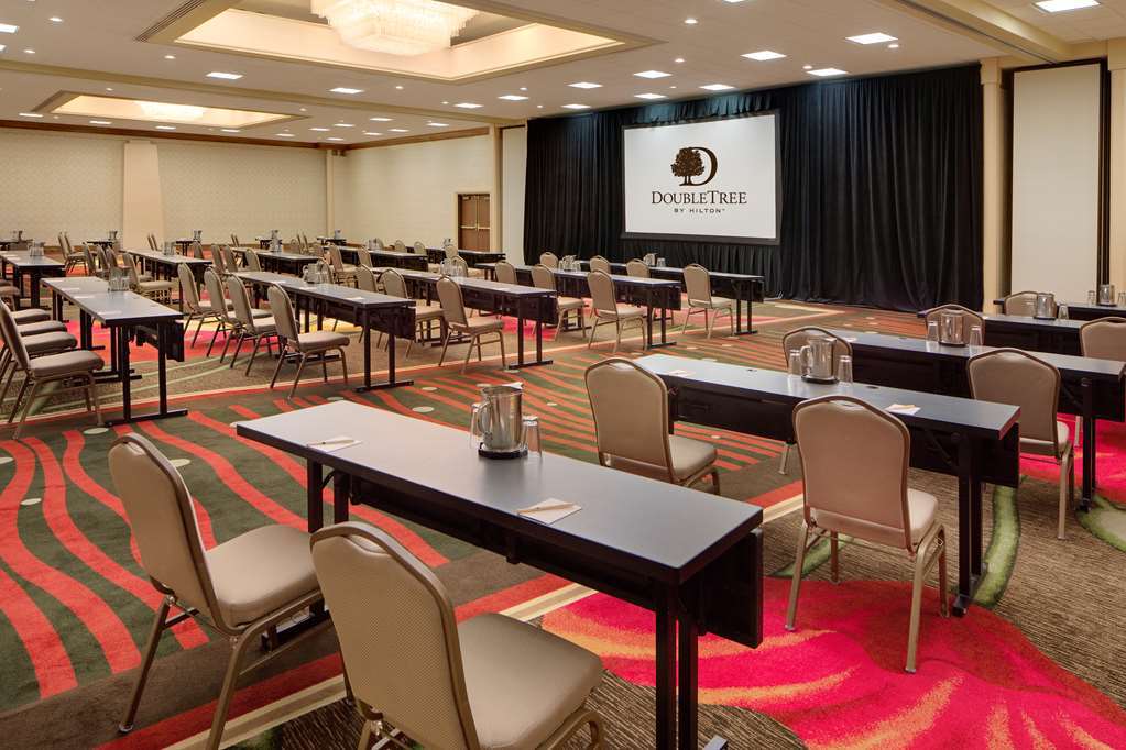 Doubletree By Hilton Seattle Airport SeaTac