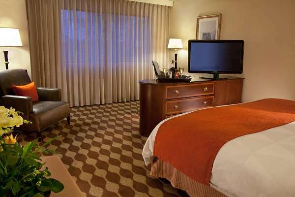 Radisson Seattle Airport 3*