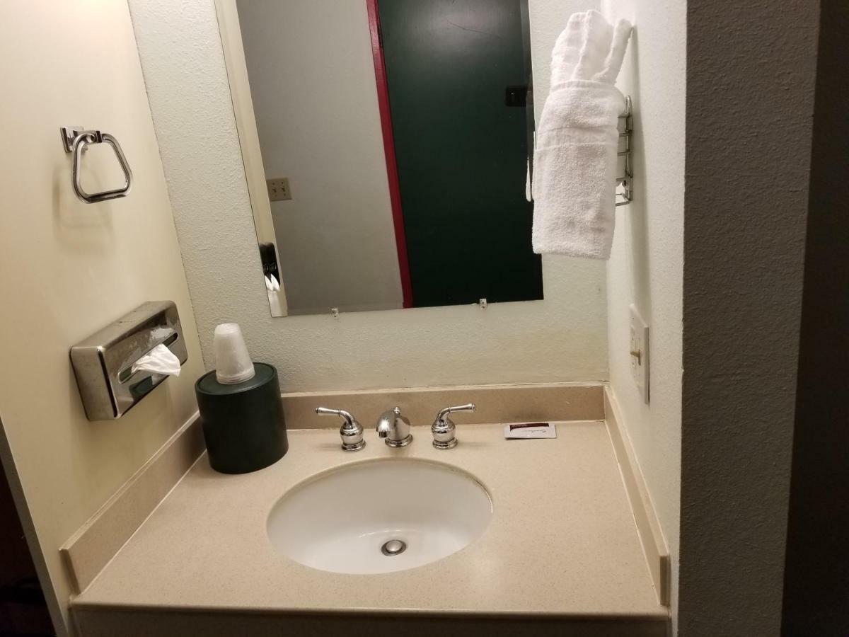 Motel Crest