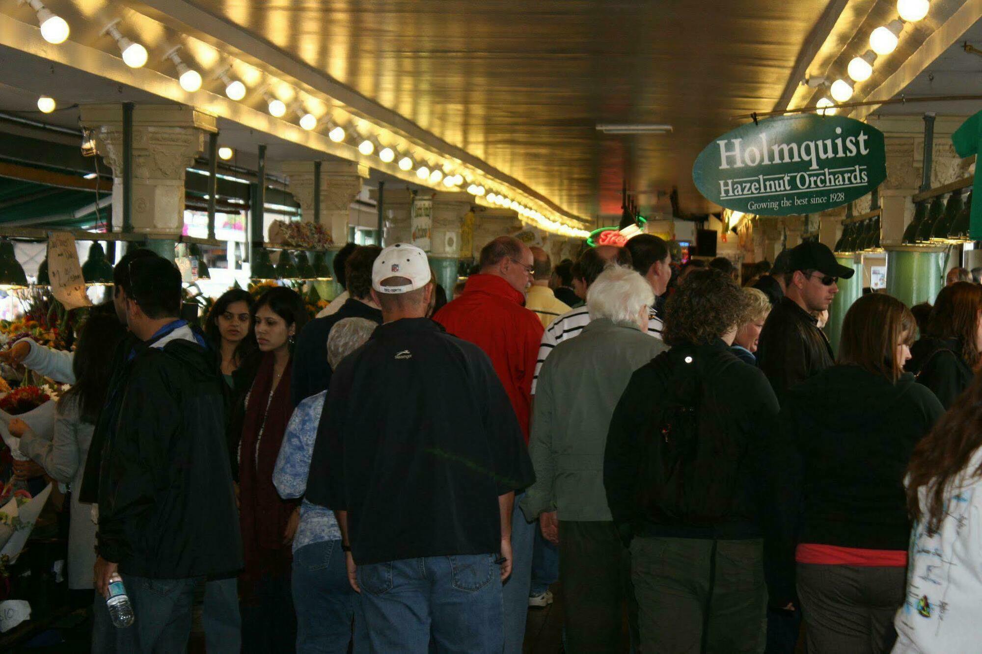 Hampton Seattle Airport