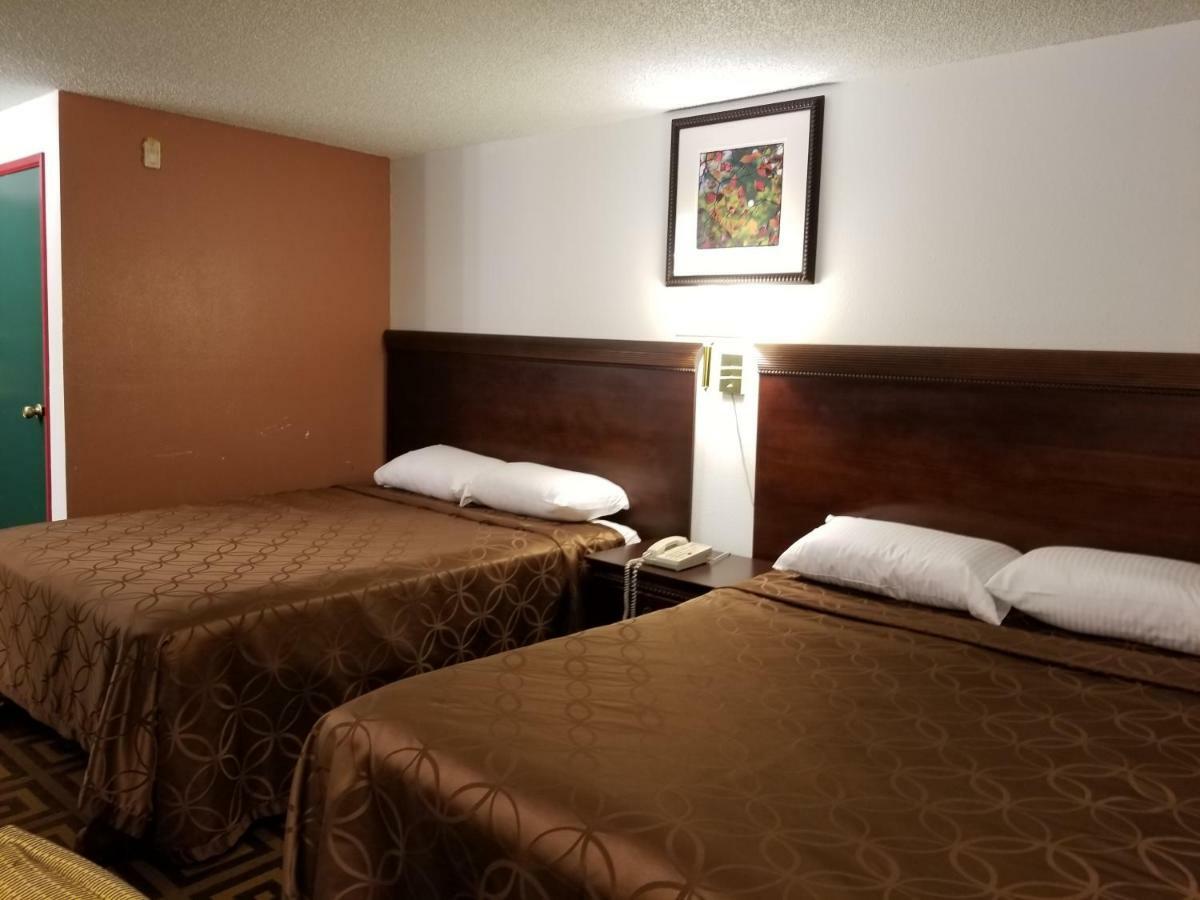 Crest Motel 2*