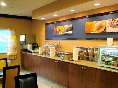Fairfield By Marriott & Seattle Sea-tac Airport 3*