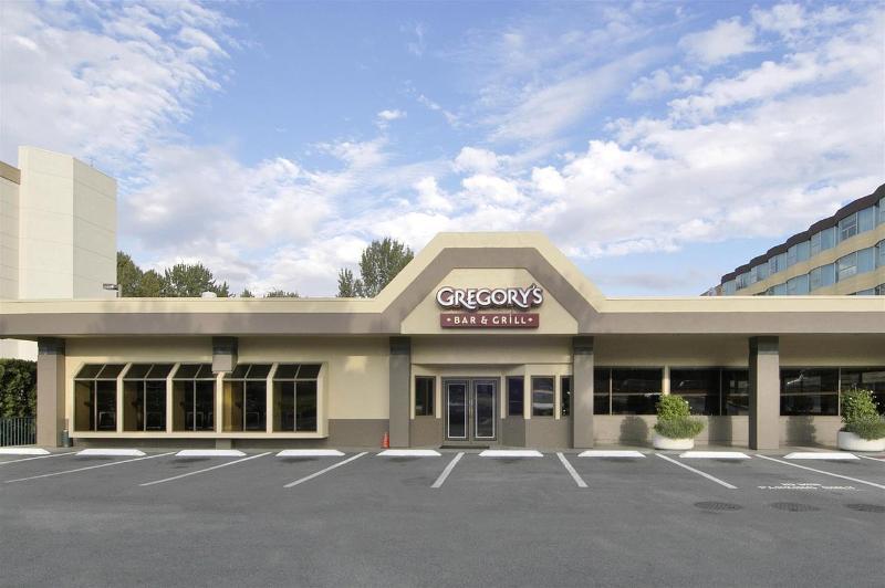 Red Lion Seattle Airport 3*