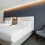 Courtyard By Marriott Seattle Seatac Airport