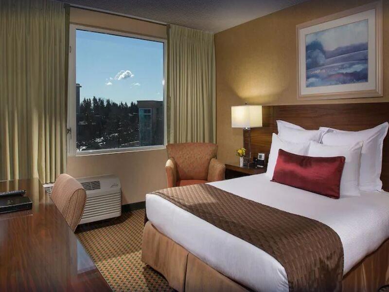 Coast Gateway SeaTac