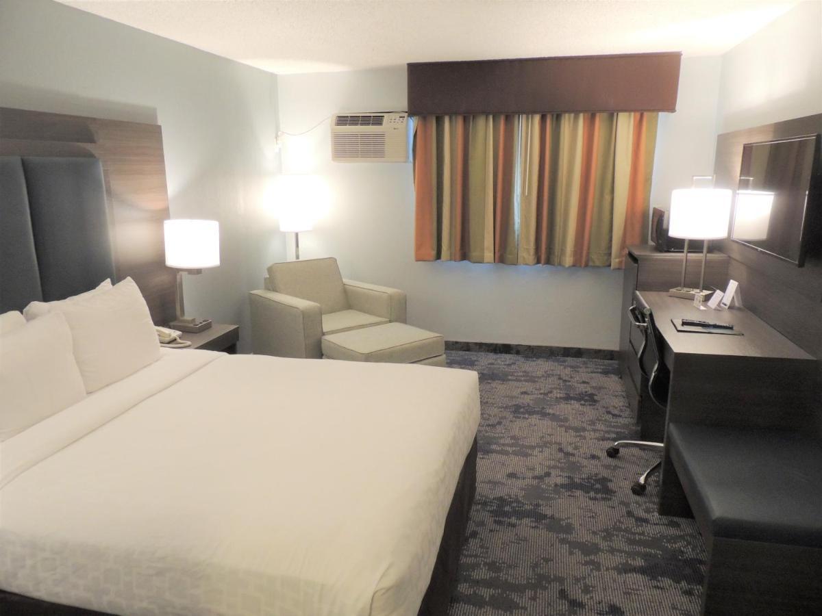 Surestay By Western Airport North Hotel SeaTac
