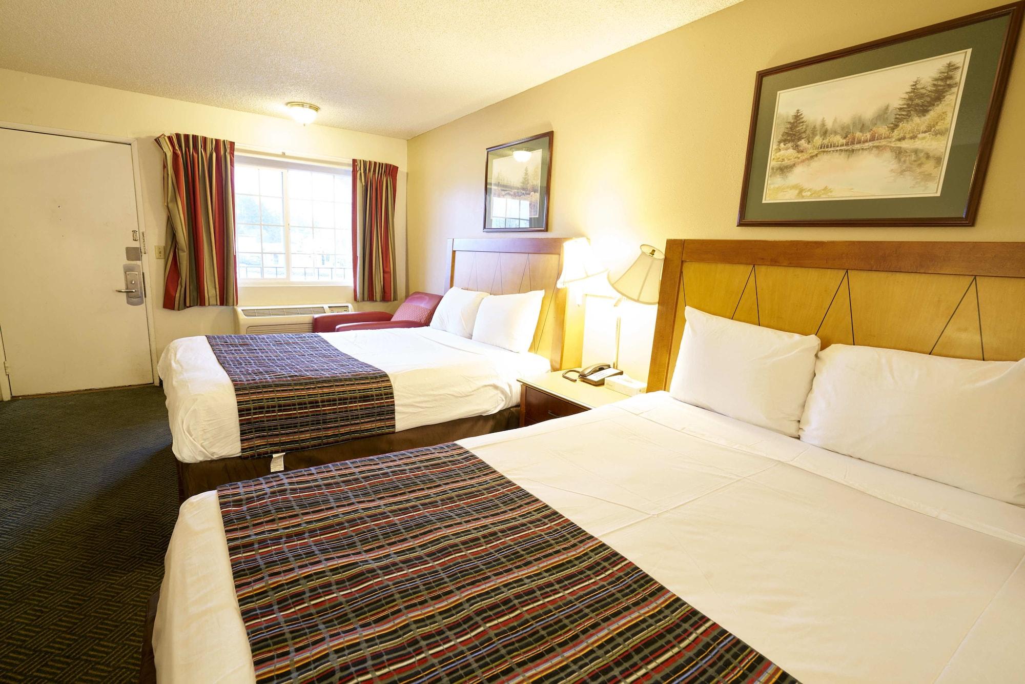 Skyway - 2* SeaTac