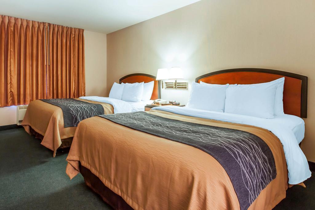 Comfort & Sea-tac Airport Hotel