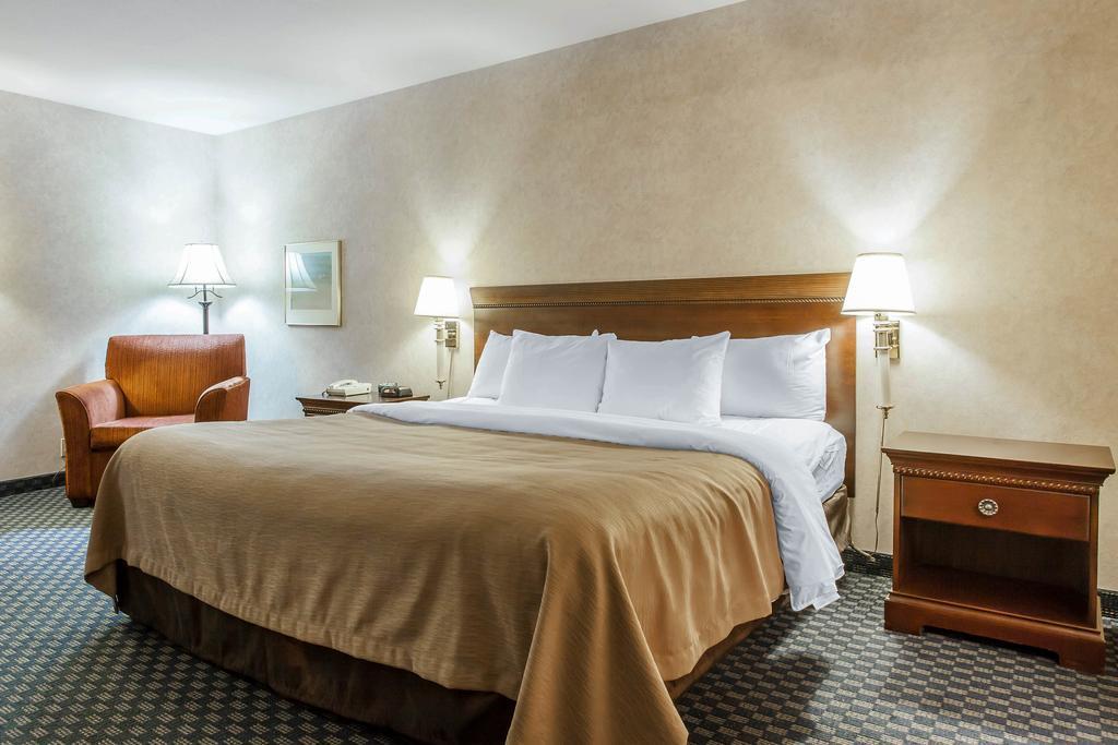 Hotel Comfort & Sea-tac Airport 3*