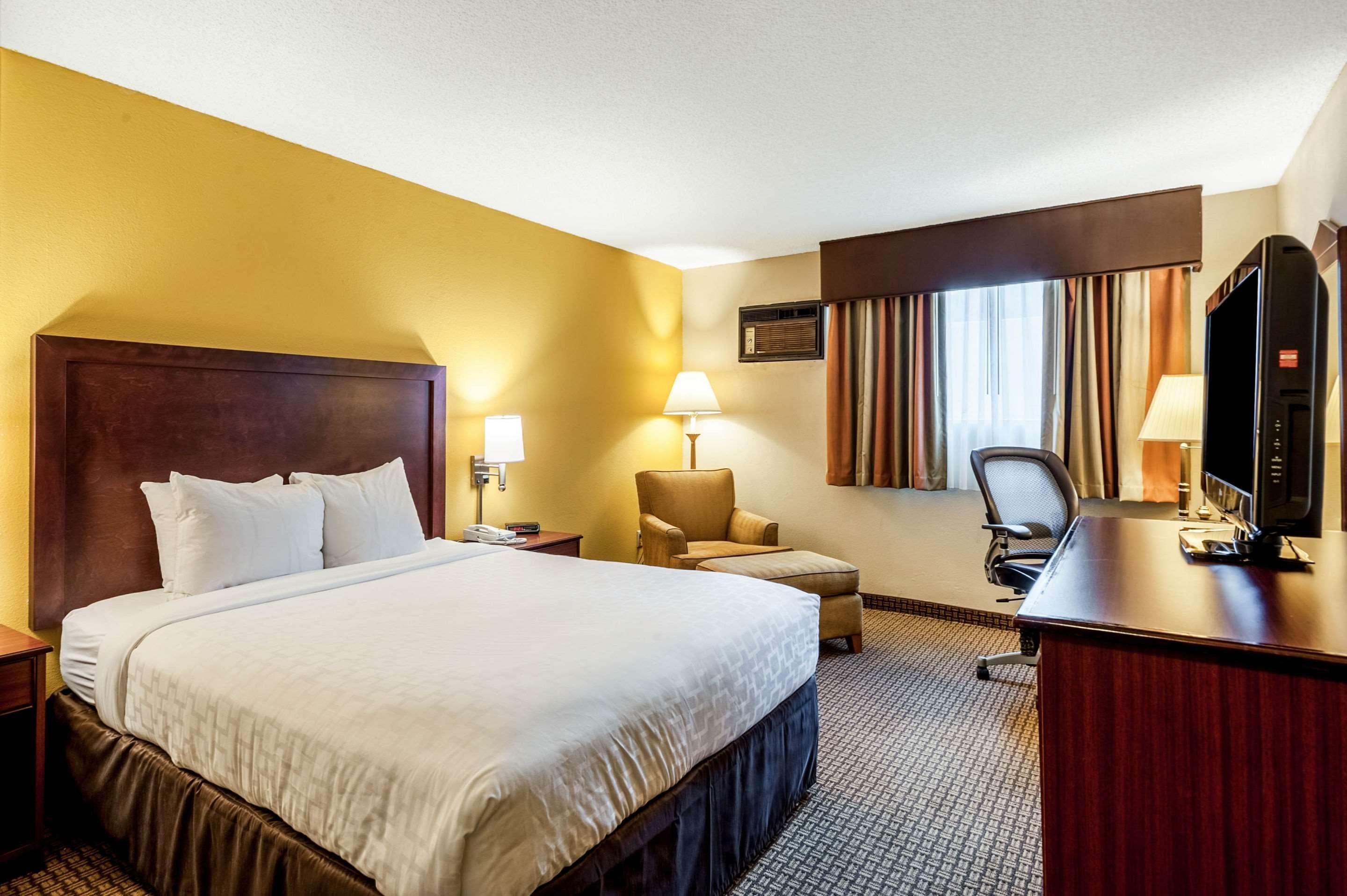 Surestay By Western Airport North