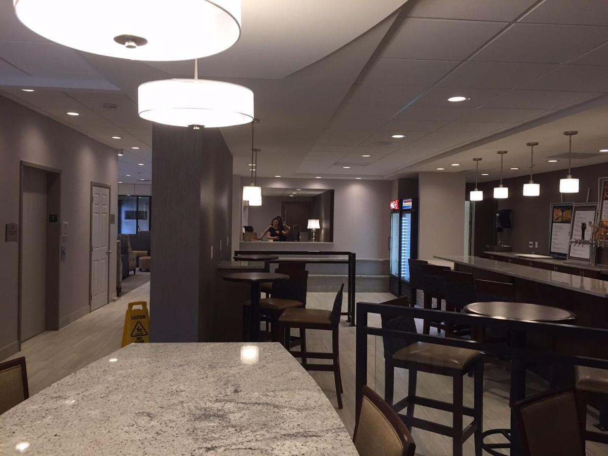 Surestay By Western Airport North Hotel