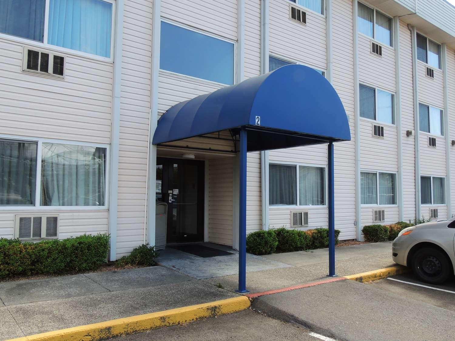 Hotel Surestay By Western Airport North