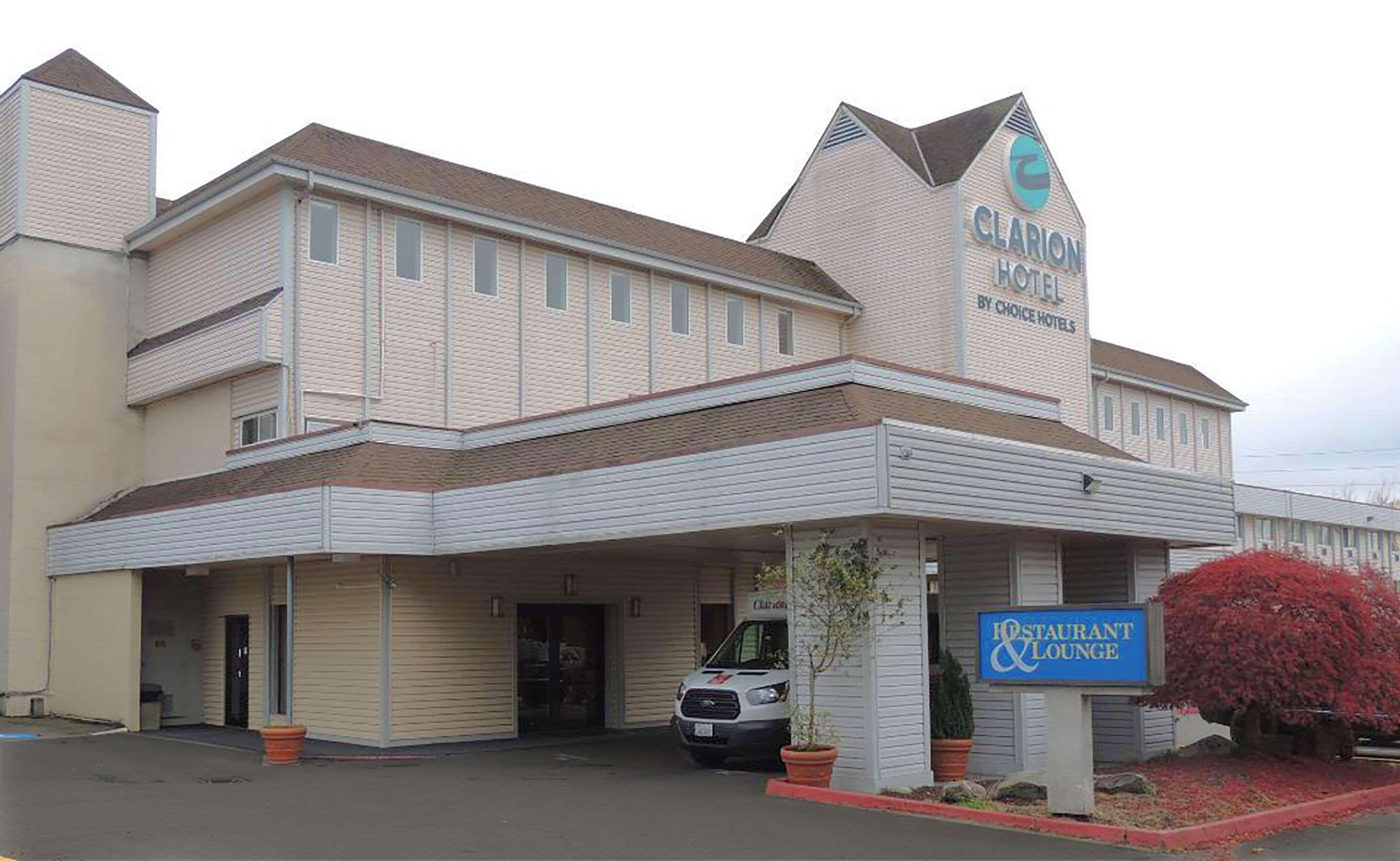 Hotel Surestay By Western Airport North