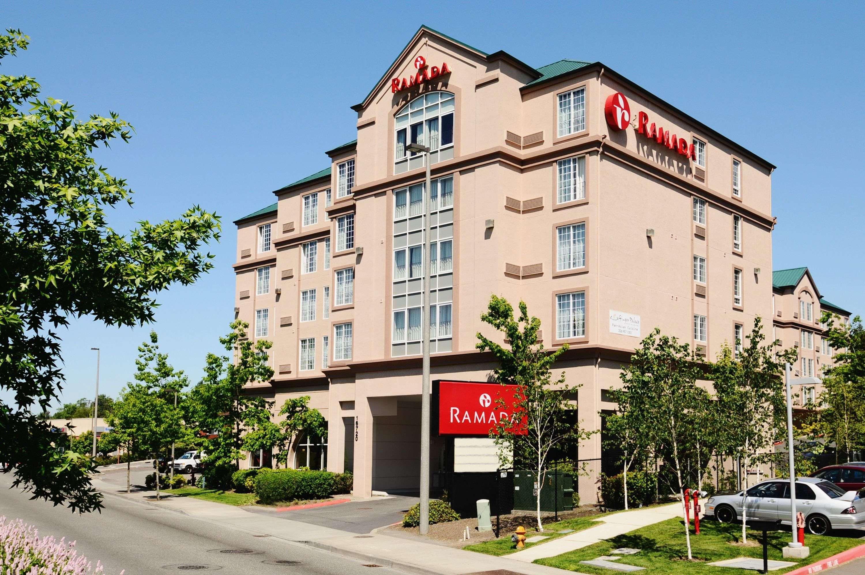 Ramada By Wyndham Airport Hotel SeaTac