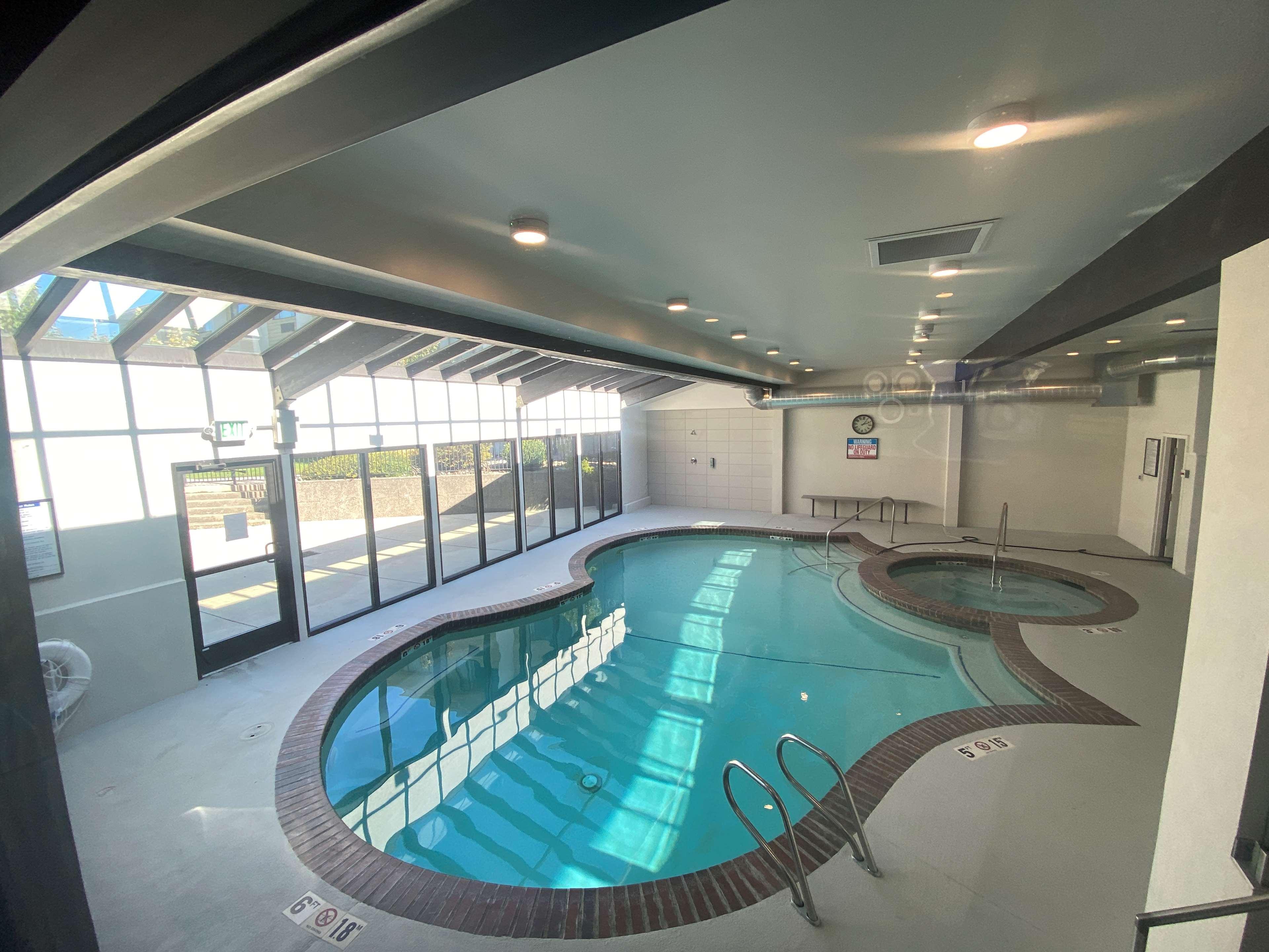 Western Seattle Airport Hotel