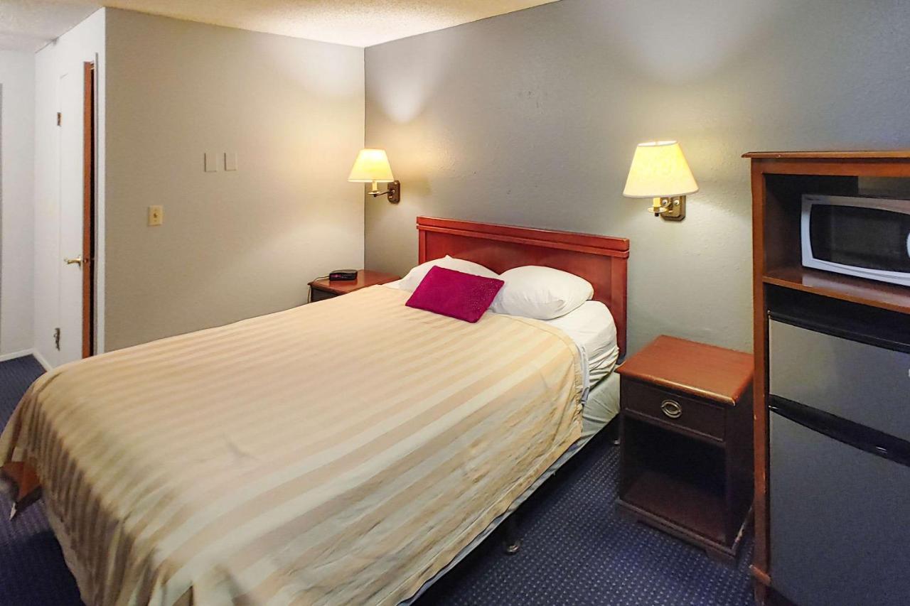 Motel Rodeway 2*