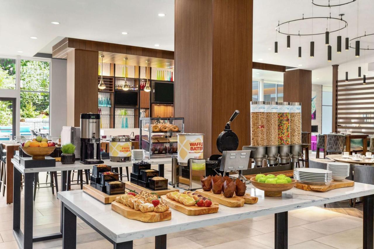 Hilton Garden Seattle Airport Hotel 3*