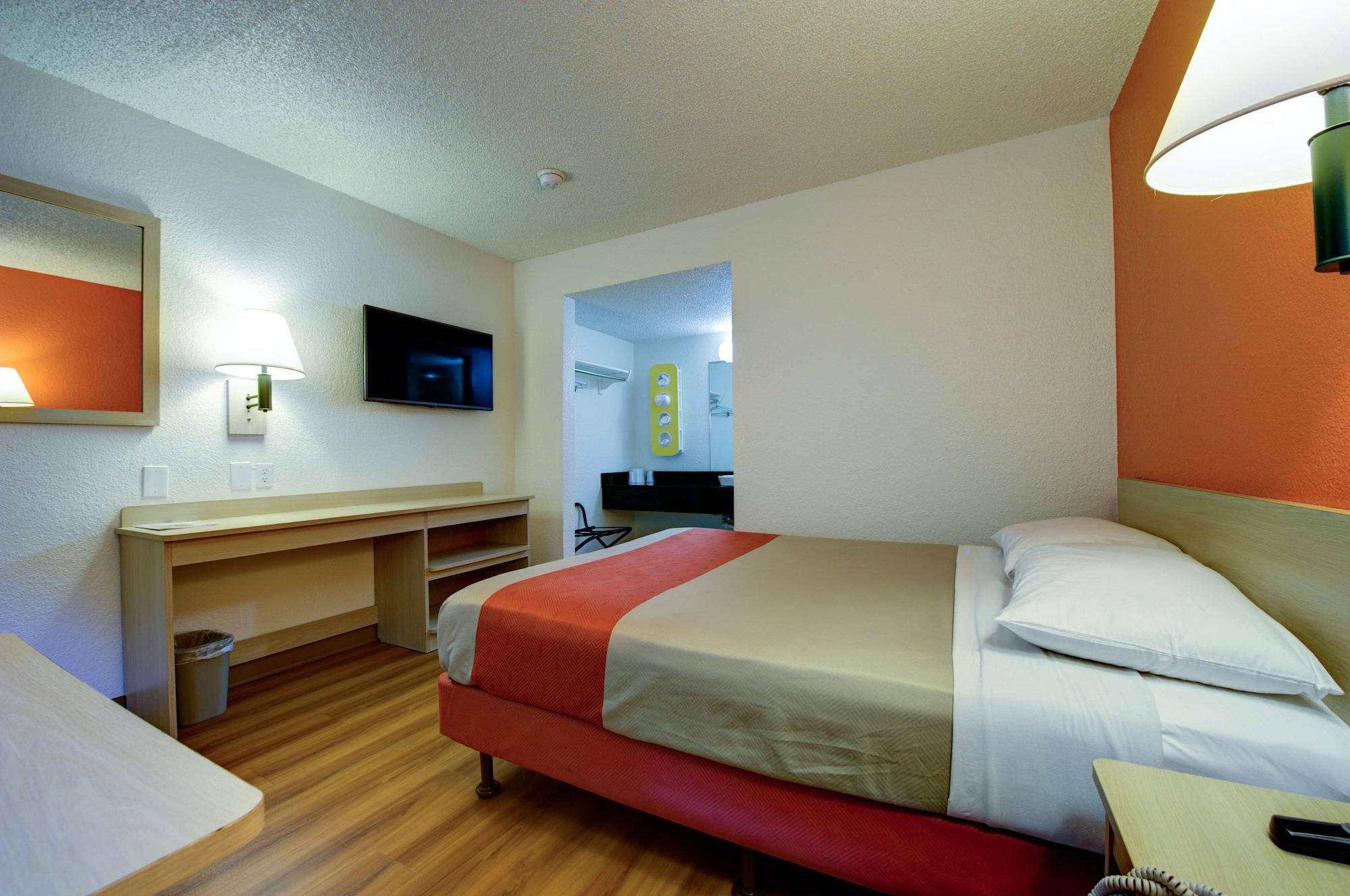 6-seattle, Wa - Airport Hotel