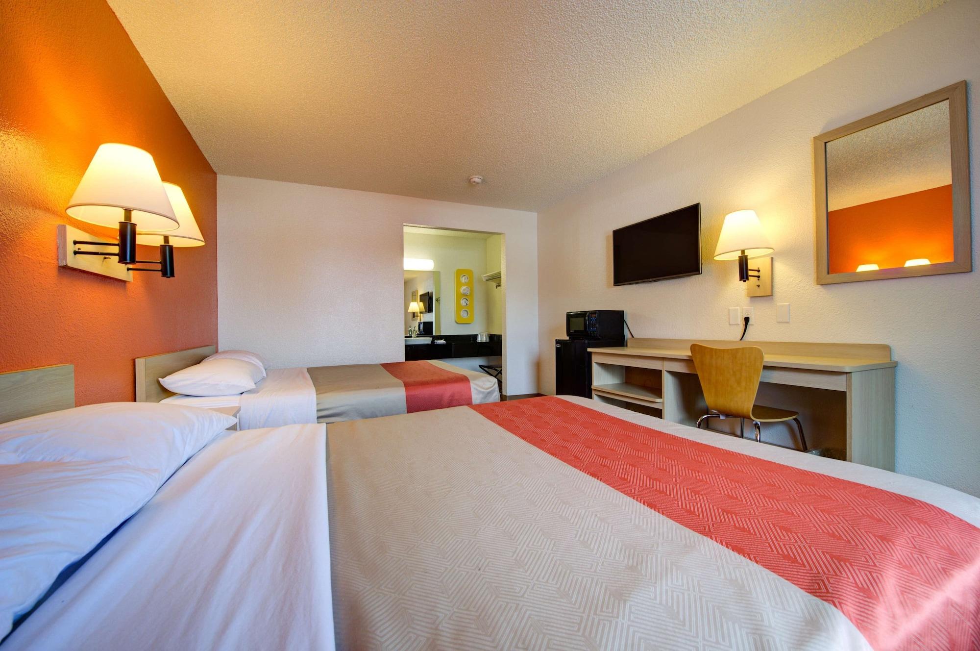 6-seattle, Wa - Airport Hotel SeaTac