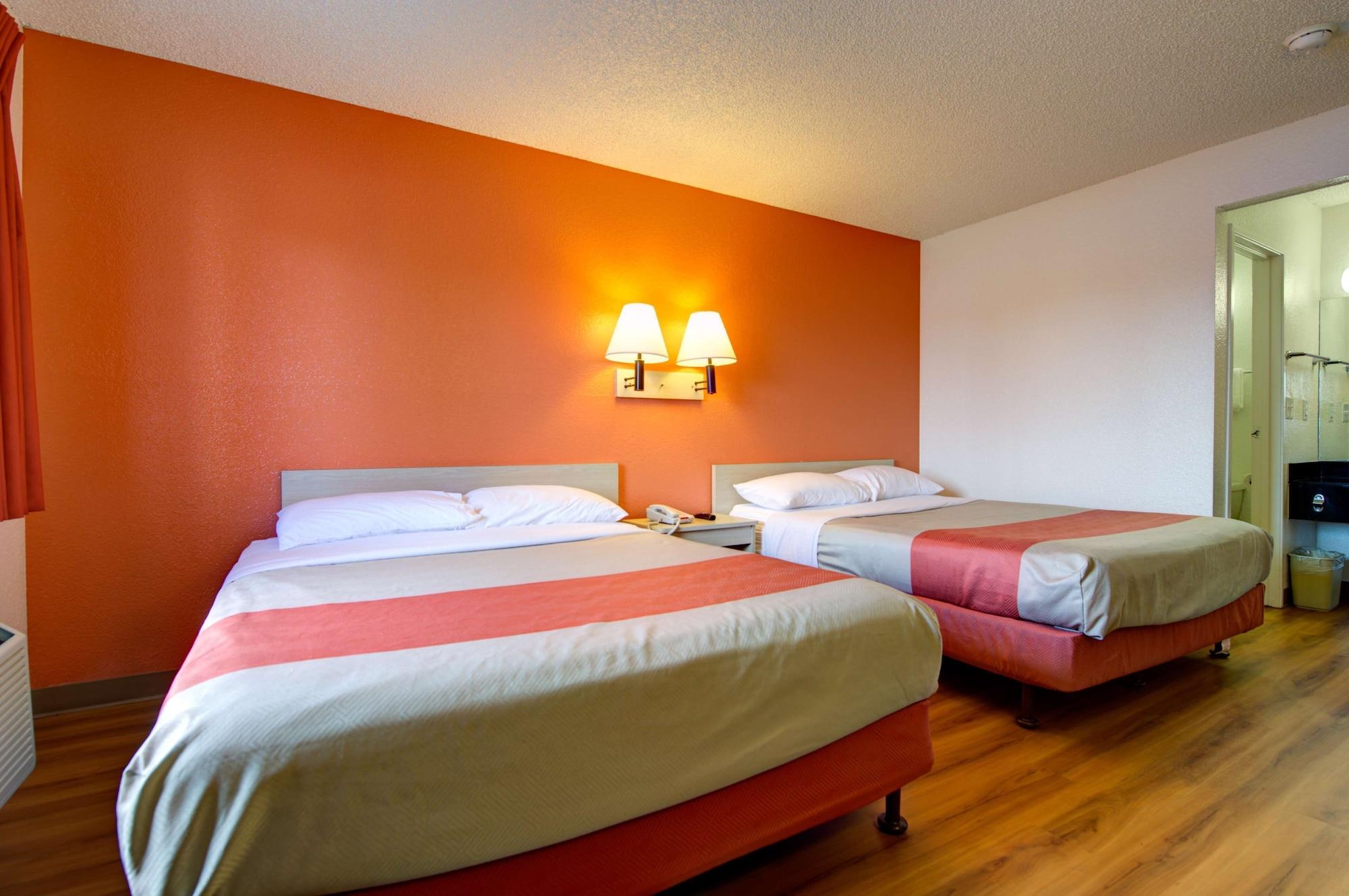 6-seattle, Wa - Airport Hotel