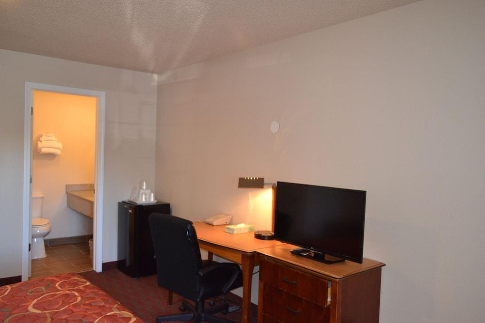 Inn Skyway - SeaTac