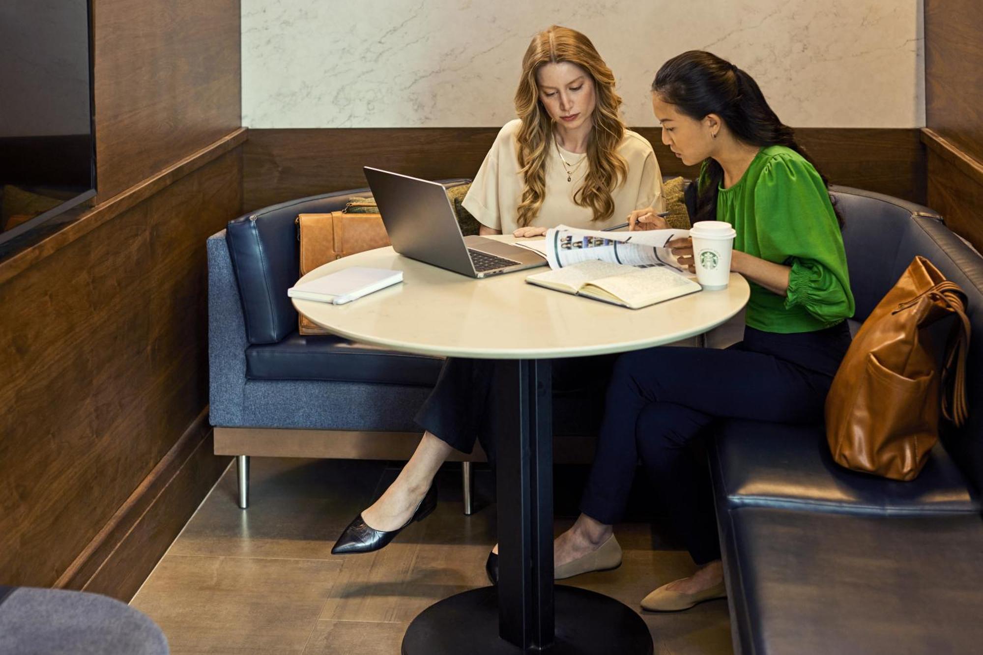 Courtyard By Marriott Seattle Airport 3*