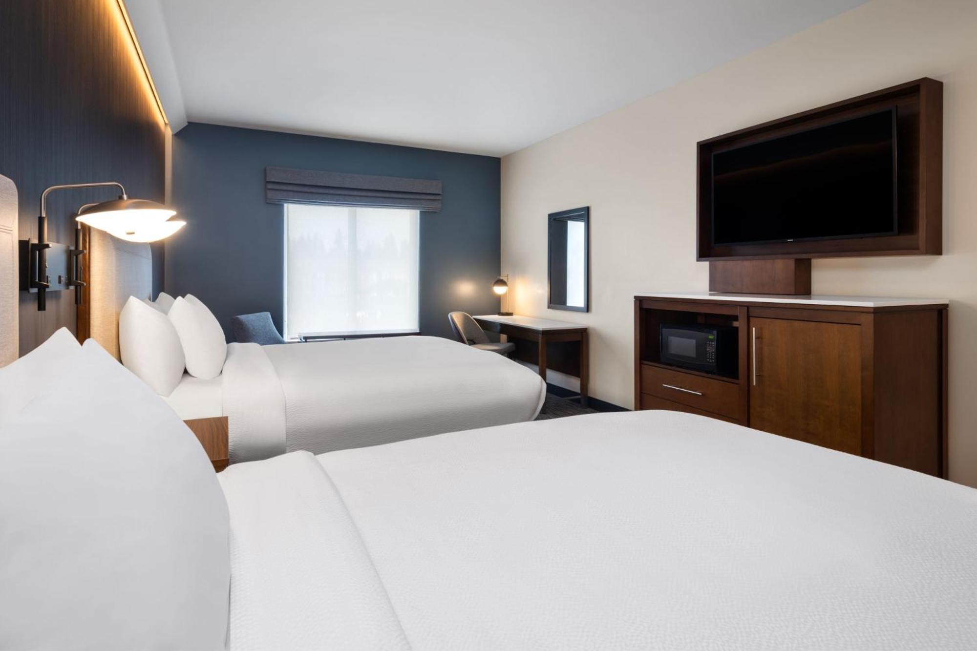 Hotel Courtyard By Marriott Seattle Airport 3*