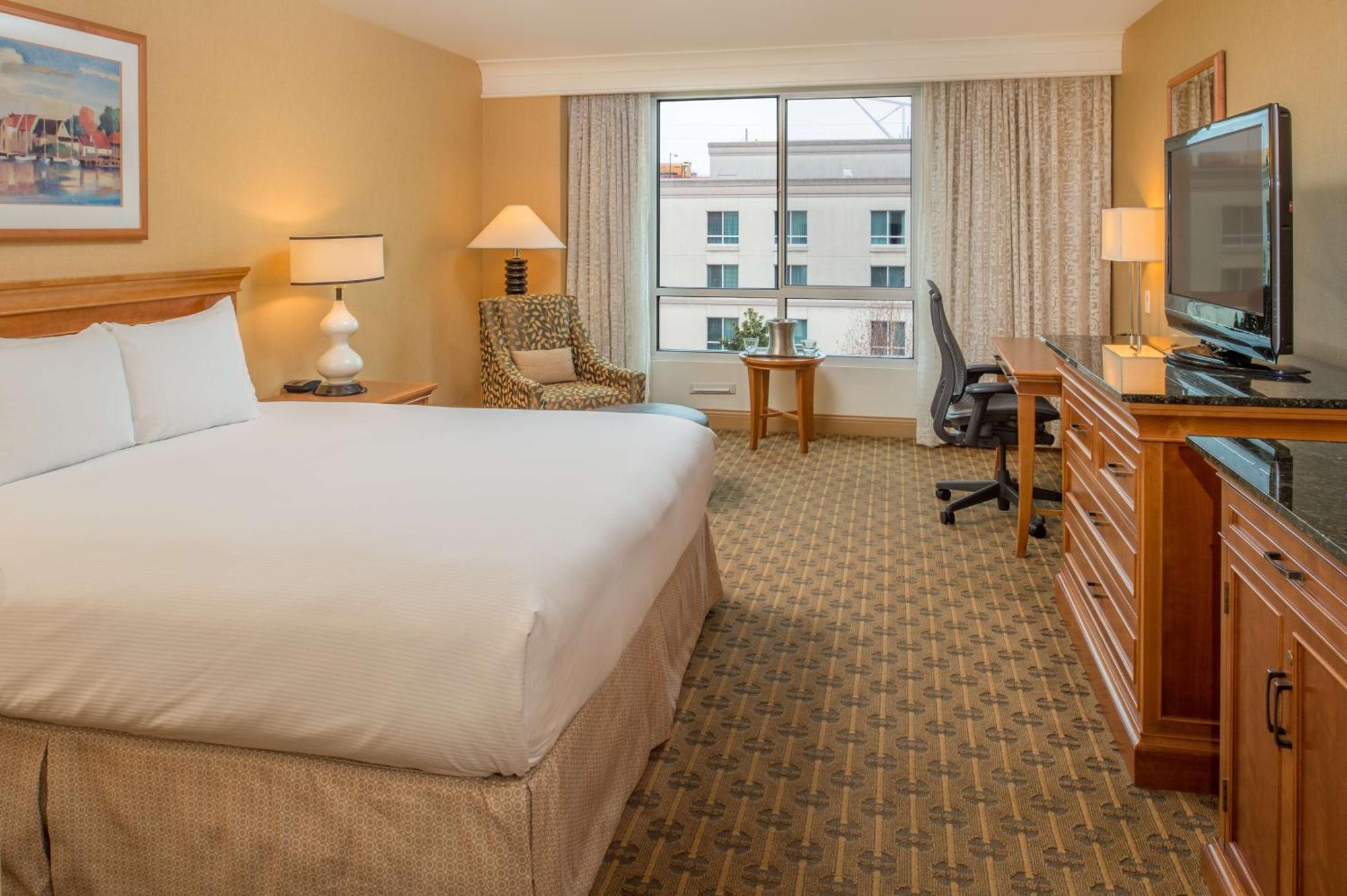 Hilton Seattle Airport & Conference Center Hotel