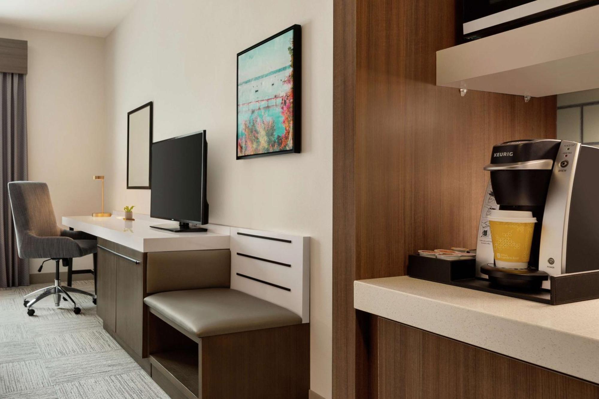 Hilton Garden Seattle Airport Hotel 3*