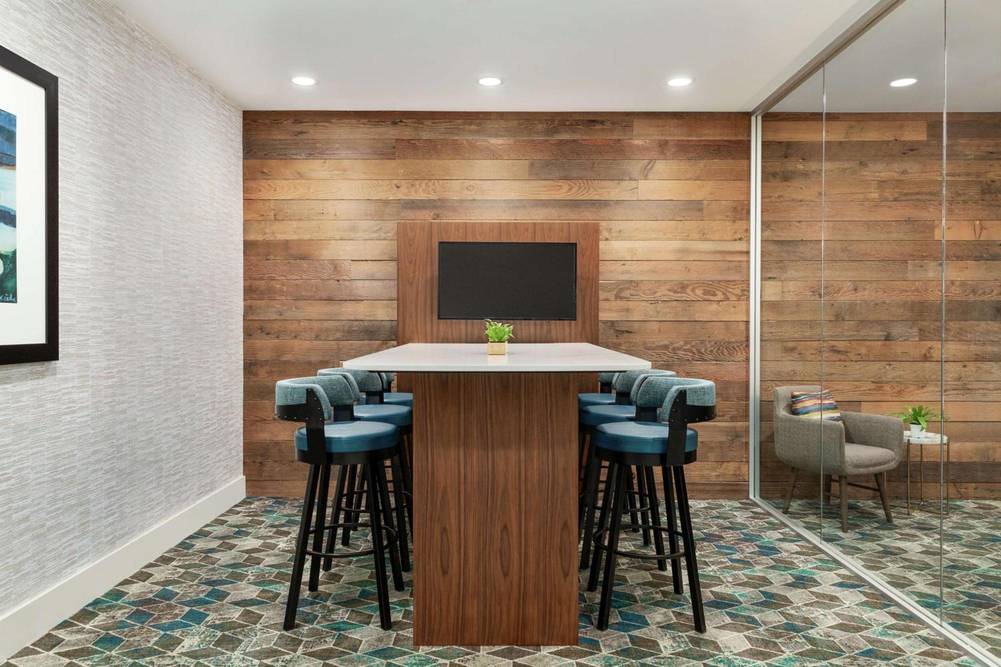 Hilton Garden Seattle Airport 3* SeaTac