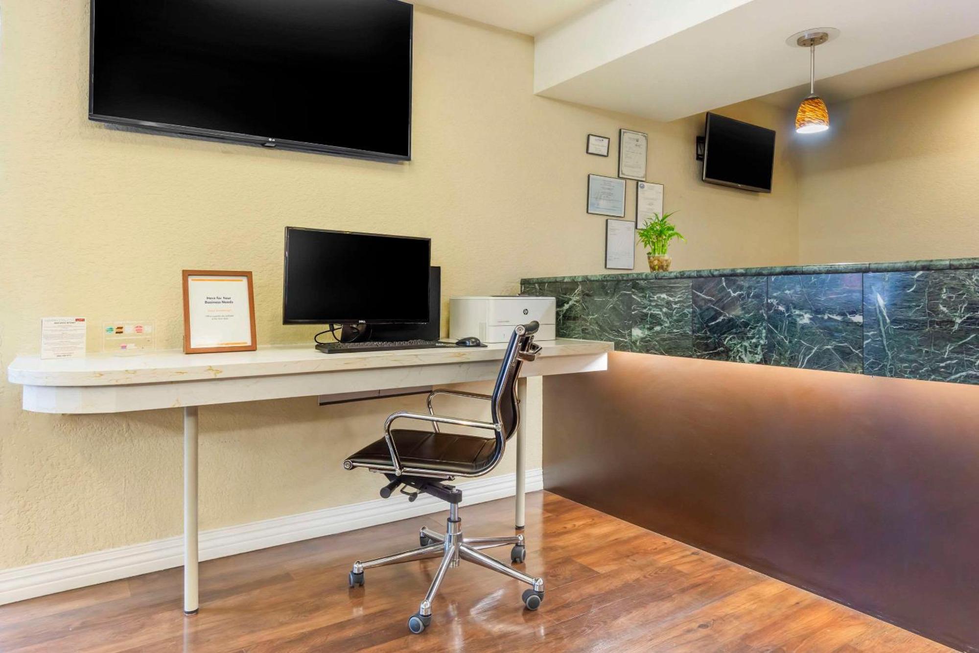 Hotel Comfort & Sea-tac Airport