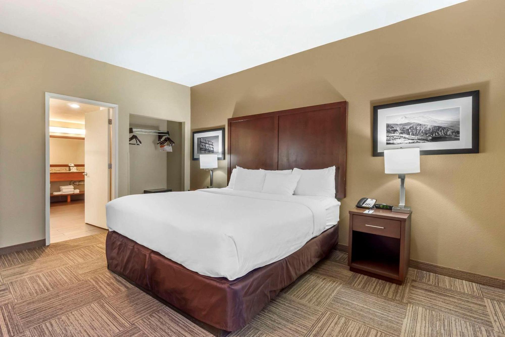 Hotel Comfort & Sea-tac Airport