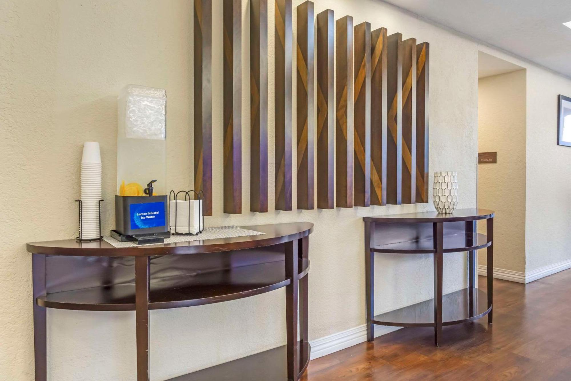 Hotel Comfort & Sea-tac Airport