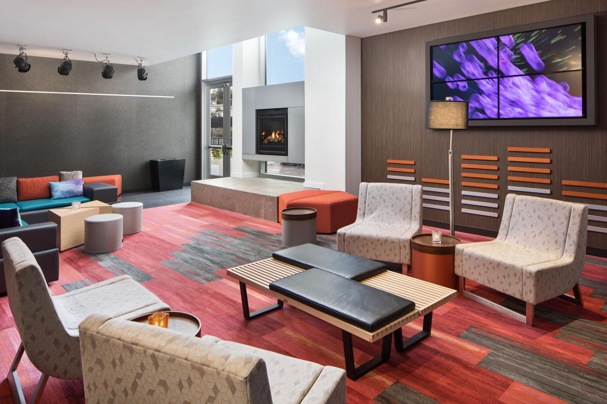 Aloft Seattle Sea-tac Airport Hotel 3*