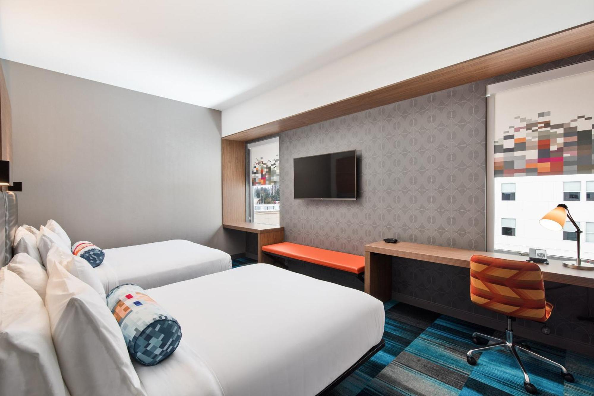 Aloft Seattle Sea-tac Airport Hotel