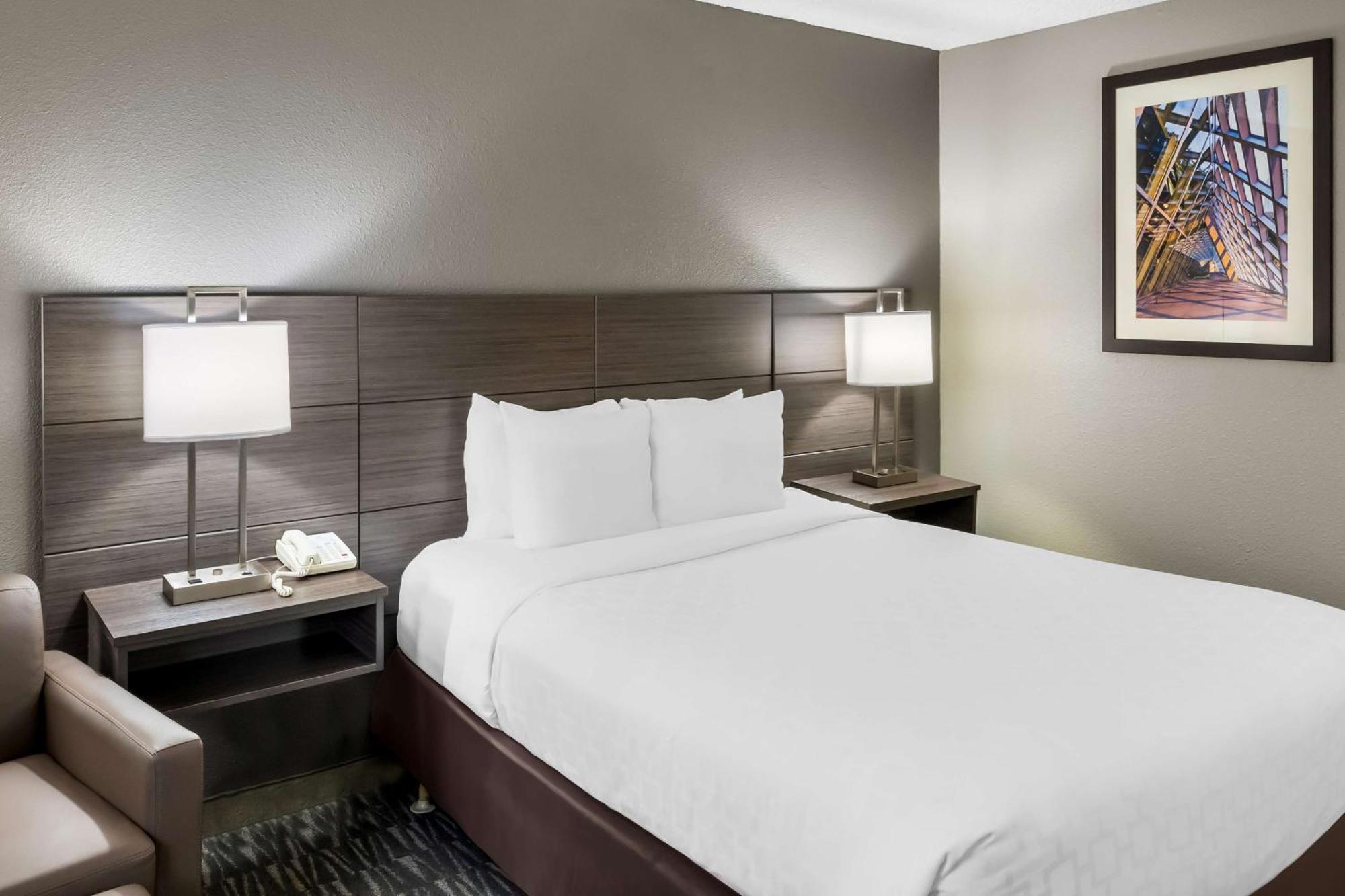 Surestay By Western Airport North Hotel SeaTac