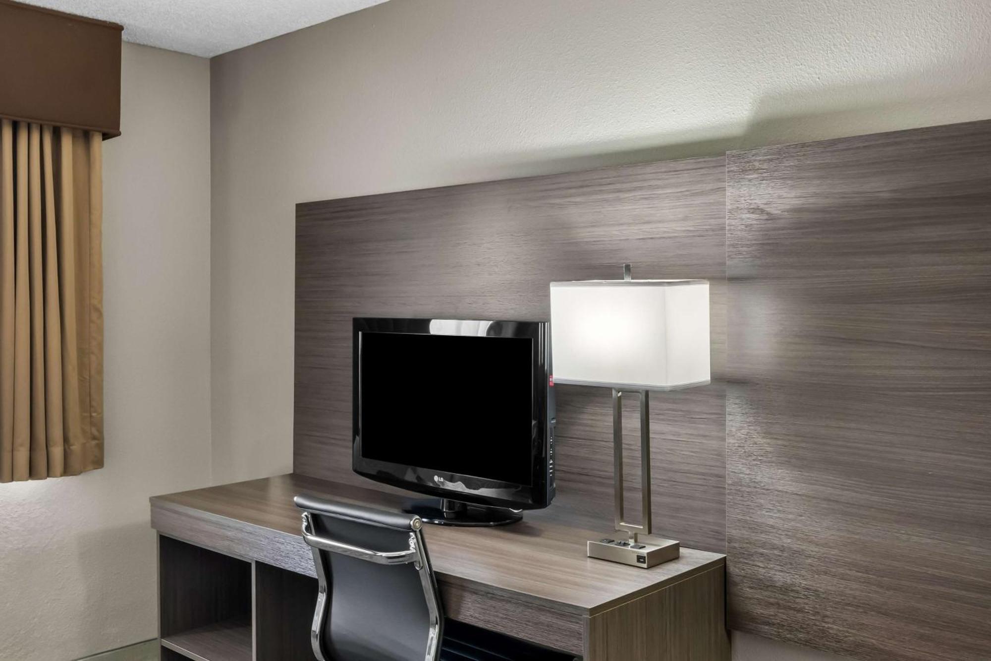 Surestay By Western Airport North 3* SeaTac