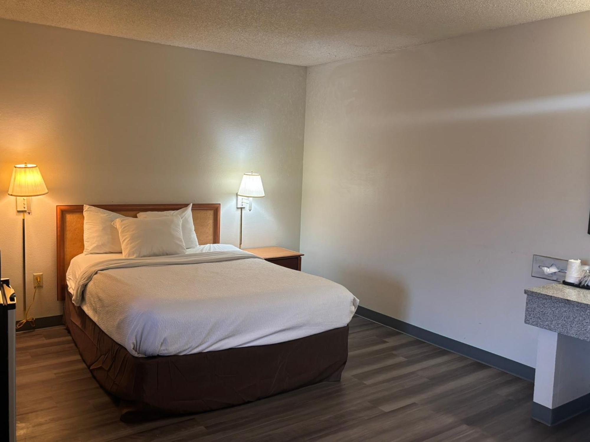 Skyway - Inn SeaTac