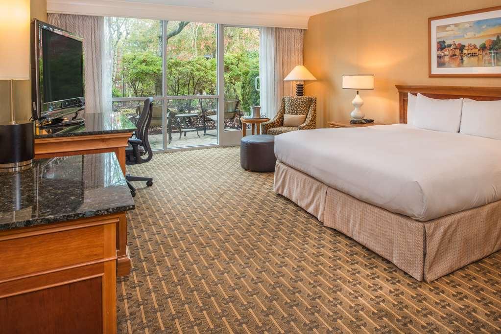 Hotel Hilton Seattle Airport & Conference Center 3*