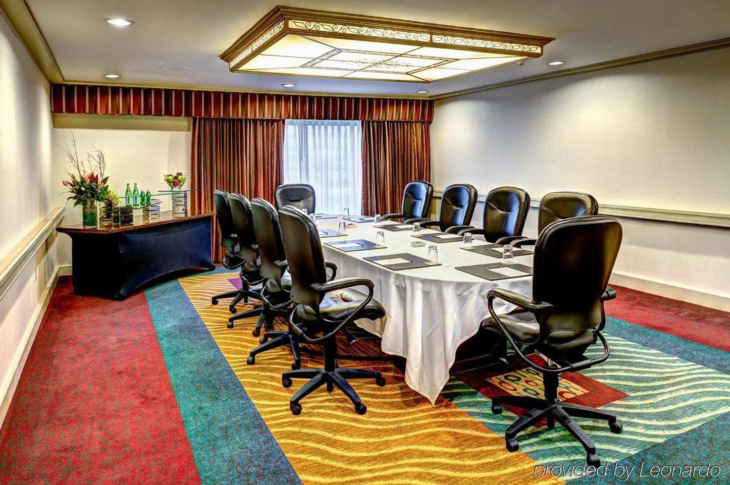 Hilton Seattle Airport & Conference Center