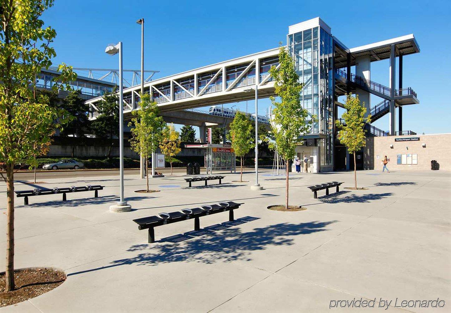Hilton Seattle Airport & Conference Center Hotel 3*