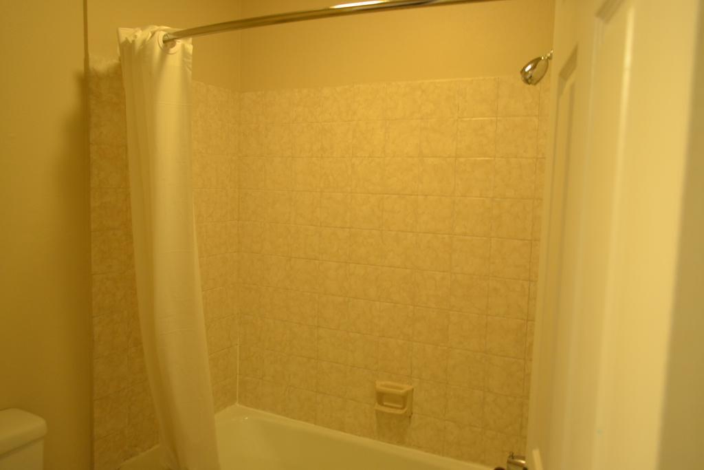 Inn Skyway - 2*