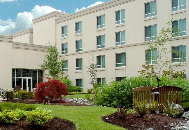 Hilton Seattle Airport & Conference Center Hotel 3*