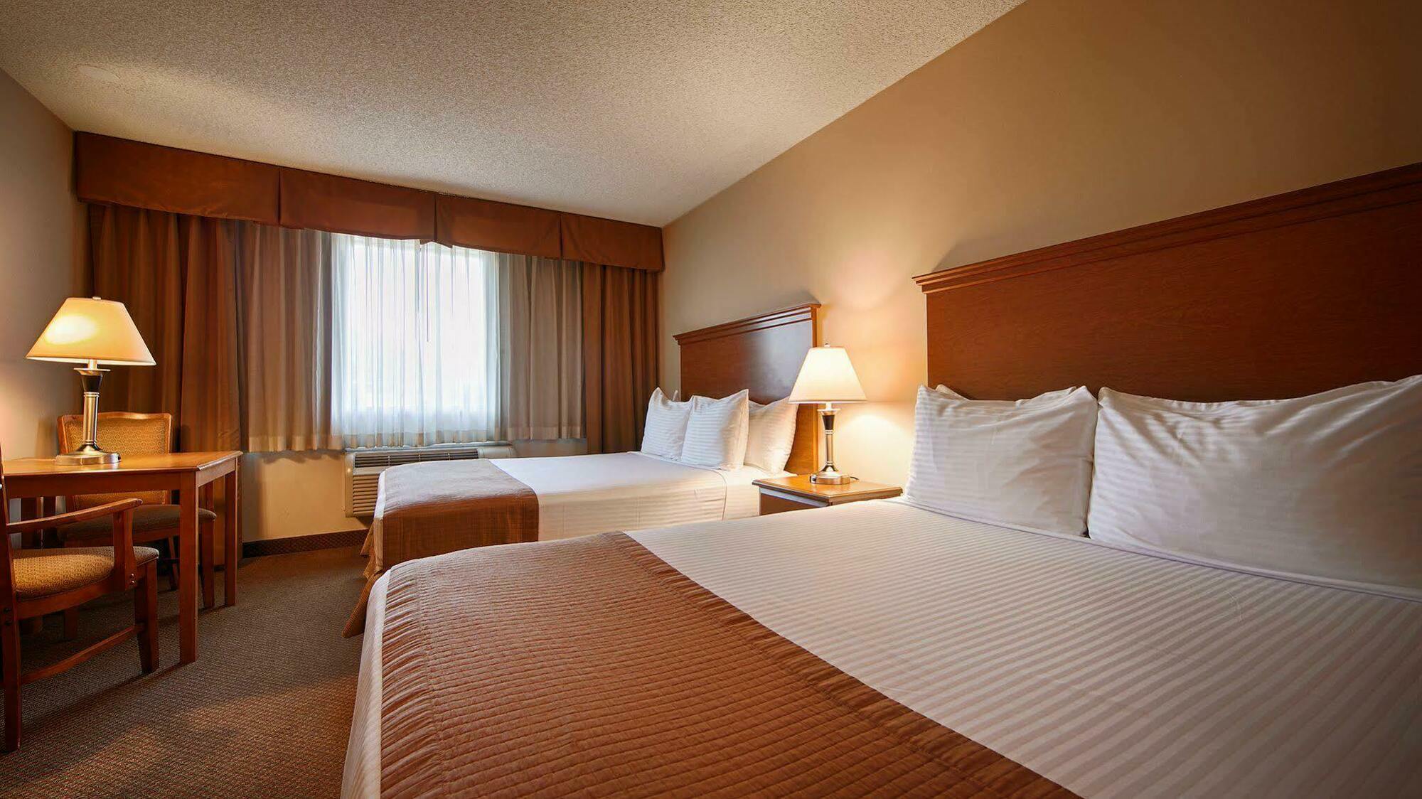 Western Seattle Airport 3*