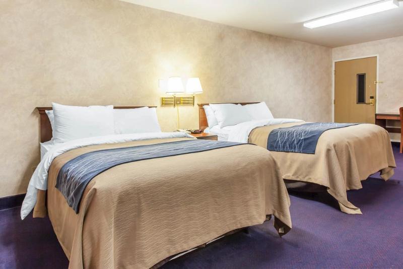 Comfort & Sea-tac Airport Hotel